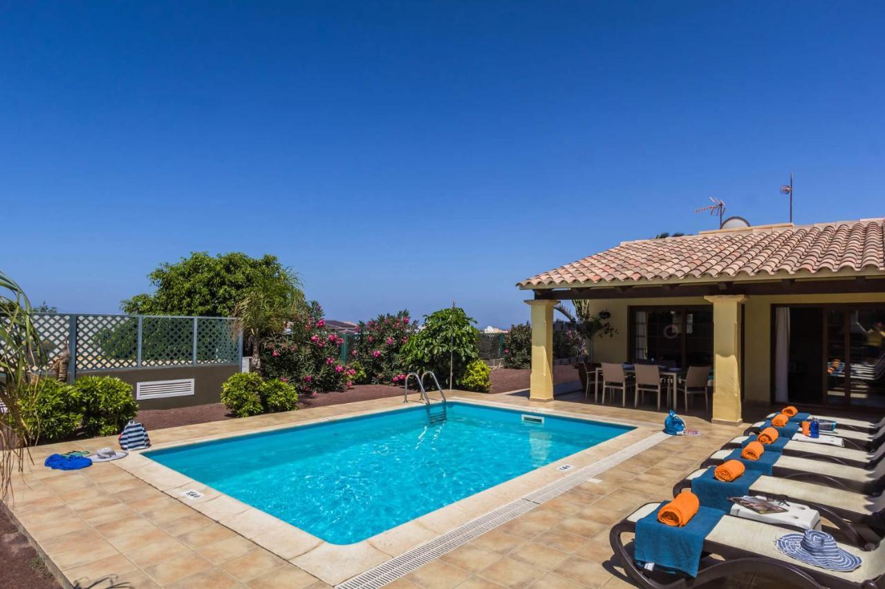 Villa Ducales By Villa Plus Corralejo Esterno foto